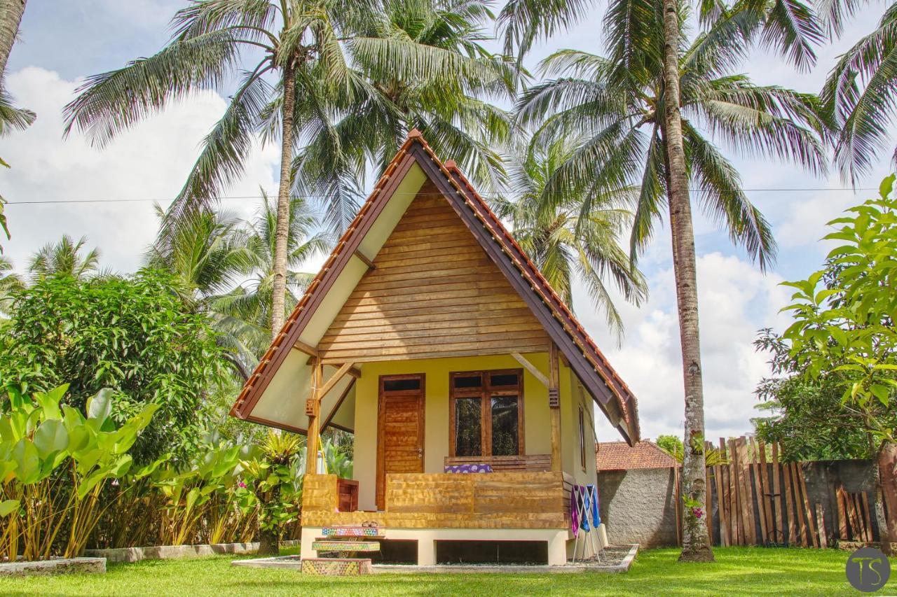 Sadati Guest house